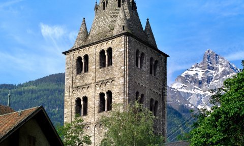 Abbaye de St-Maurice - Clocher et carillon